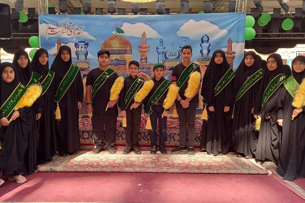 مدیرعامل بنیاد فرهنگی رضوی گفت: در دهه آخر ماه صفر، موکب‌های پذیرایی از زائران امام مهربانی‌ها با مشارکت دانش‌آموزان و کادر مدارس امام‌رضا(ع) برپا خواهد شد.