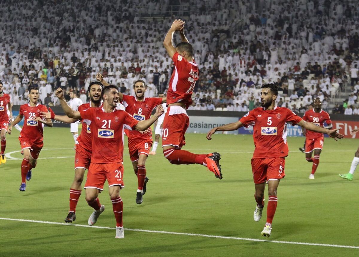 پرسپولیس منتظر کمک بانک تجارت