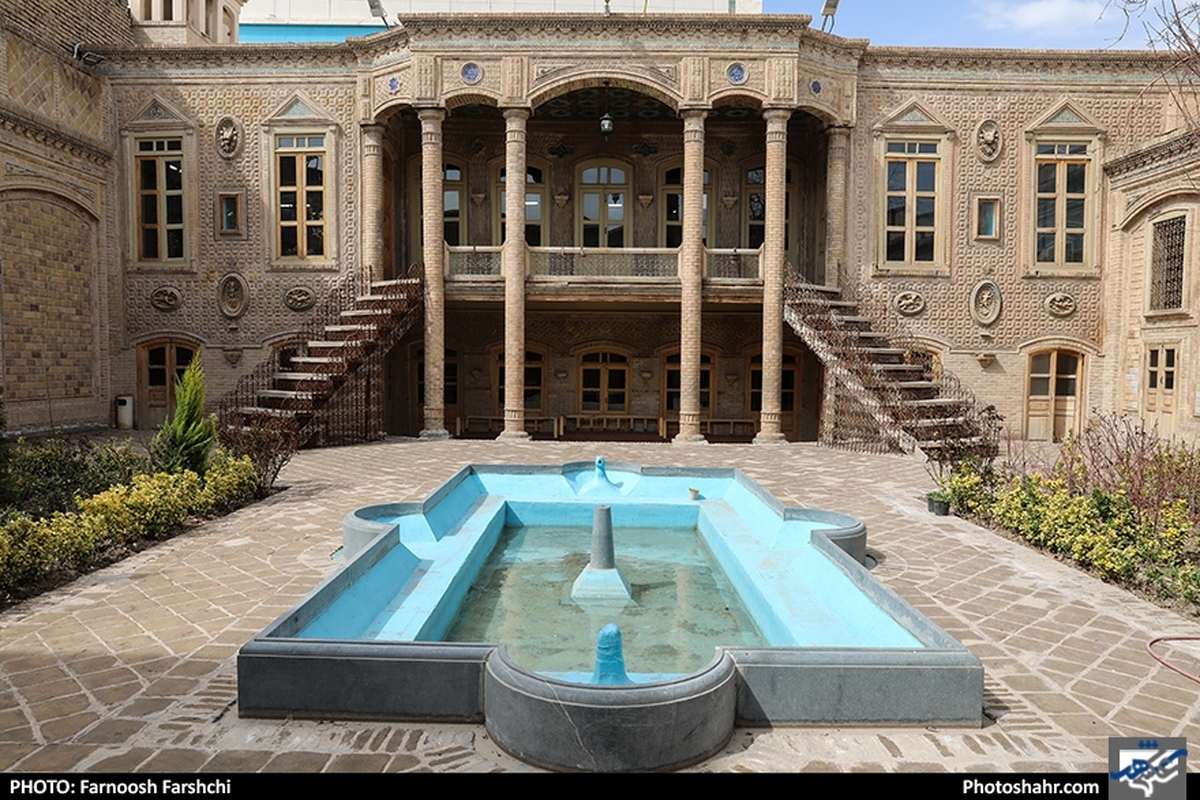 معاون زیارت و گردشگری سازمان اجتماعی و فرهنگی شهرداری مشهد از برگزاری برنامه های متنوع ویژه گرامیداشت هفته گردشگری در مشهد خبر داد.