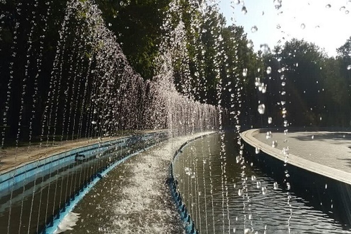 شهروند خبرنگار | تصویری از آبنمای زیبای ضلع جنوبی پارک ملت مشهد