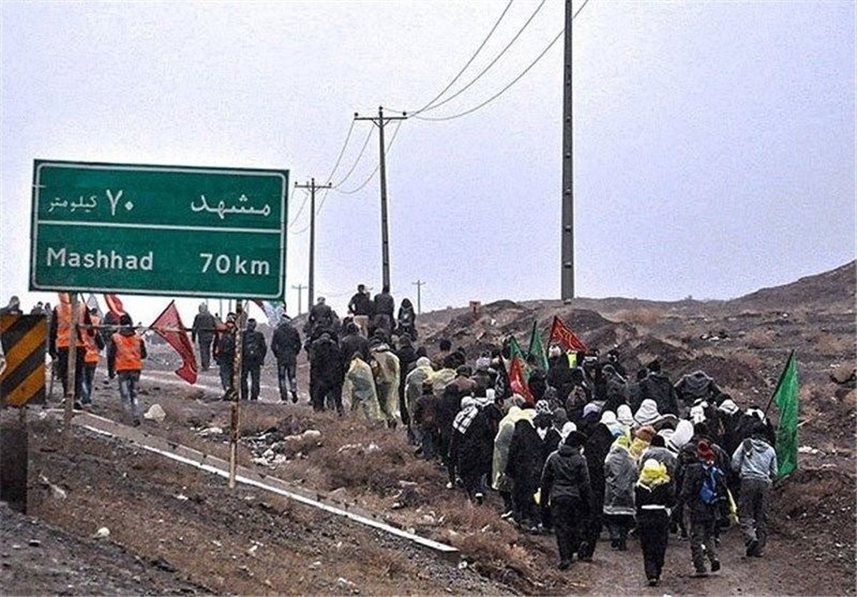 بیش از ۷۰ کاروان پیاده زائران عراقی و ایرانی طی سه دهه فاطمیه، وارد مشهد می‌شوند که ۴۰ کاروان در دهه دوم مشرف شدند.