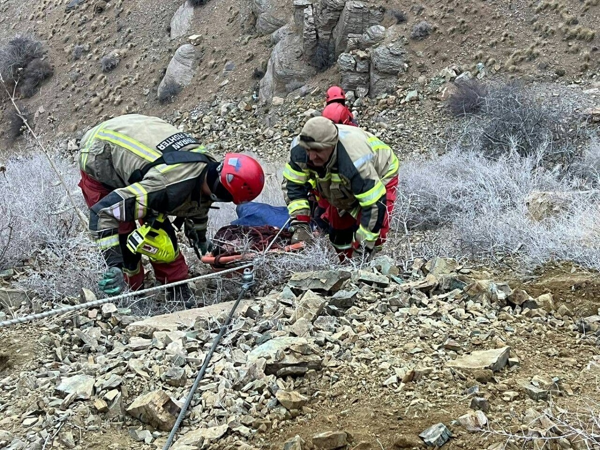 سقوط خودرو کوییک در بزرگراه شهید خرازی تهران یک کشته بر جای گذاشت + فیلم