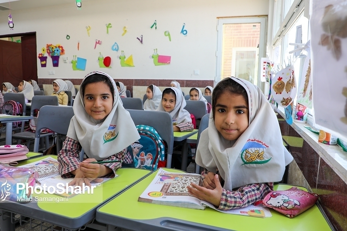 معاون هماهنگی امور عمرانی استاندار خراسان رضوی در خصوص فعالیت مدارس در خراسان رضوی توضیحاتی ارائه کرد.