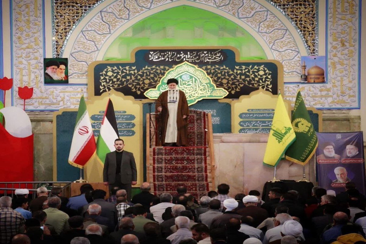 امام جمعه مشهد گفت: استکبار جهانی به این نتیجه رسیده تنها چالش و سنگلاخ آنان در مسیر جهانخواری، اسلام است، باید ما را براندازی کنند و تا اینجا ایستاده‌اند که نسل کشی مسلمانان راه بیندازند، اگر ما مقاومت نکنیم آنان ما را براندازی می‌کنند.