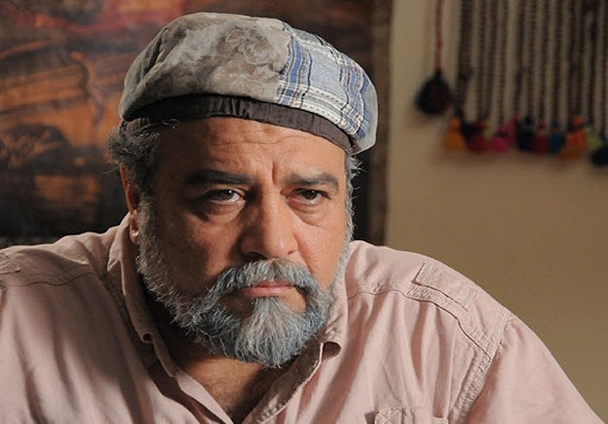 افشاگری شریفی‌نیا در پخش زنده شبکه نسیم را ببینید.