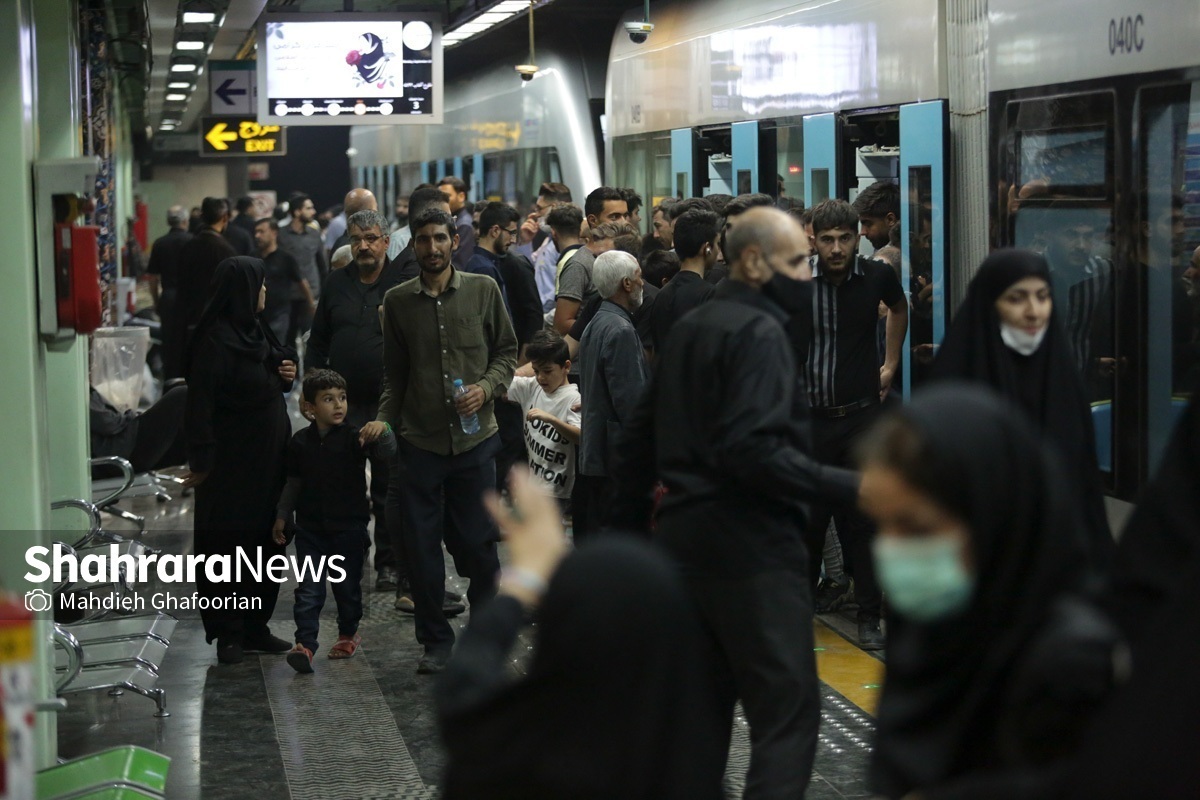 سرویس‌دهی رایگان مترو مشهد در روز شهادت امام علی (ع) | ثبت ۱۰۷ هزار سفر رایگان در متروی مشهد