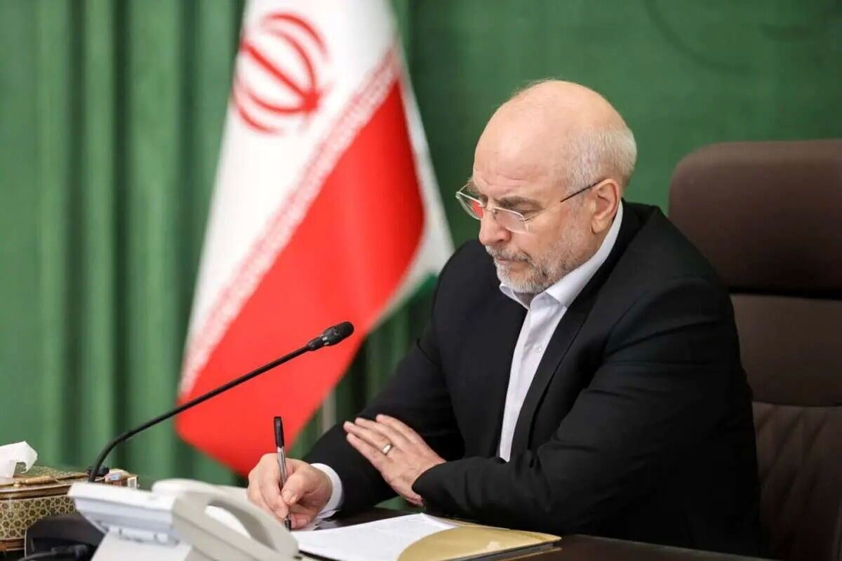 رئیس مجلس قانون الزامات بودجه‌های سنواتی را به رئیس‌جمهور ابلاغ کرد