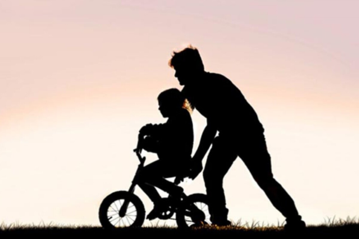 پدر باید حامی باشد | نقشی که عزت‌نفس دختران را می‌سازد یا می‌شکند