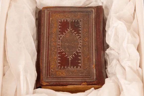 ممدانی با سوگند به قرآن به عنوان شهردار جدید نیویورک سوگند یاد کرد ممدانی با سوگند به قرآن به عنوان شهردار جدید نیویورک سوگند یاد کرد