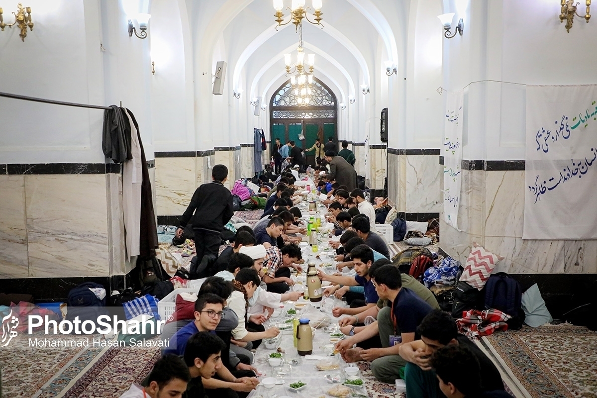 مدیرکل اداره آموزش و پرورش خراسان رضوی گفت: در اعتکاف رجبیه امسال، حدود ۸۵ هزار نفر از دانش‌آموزان استان خراسان رضوی شرکت کردند و مدارس برای غیبت در کلاس‌ها و برگزاری امتحانات در مدت اعتکاف، با این دانش‌آموزان سخت‌گیرانه برخورد نخواهند کرد.