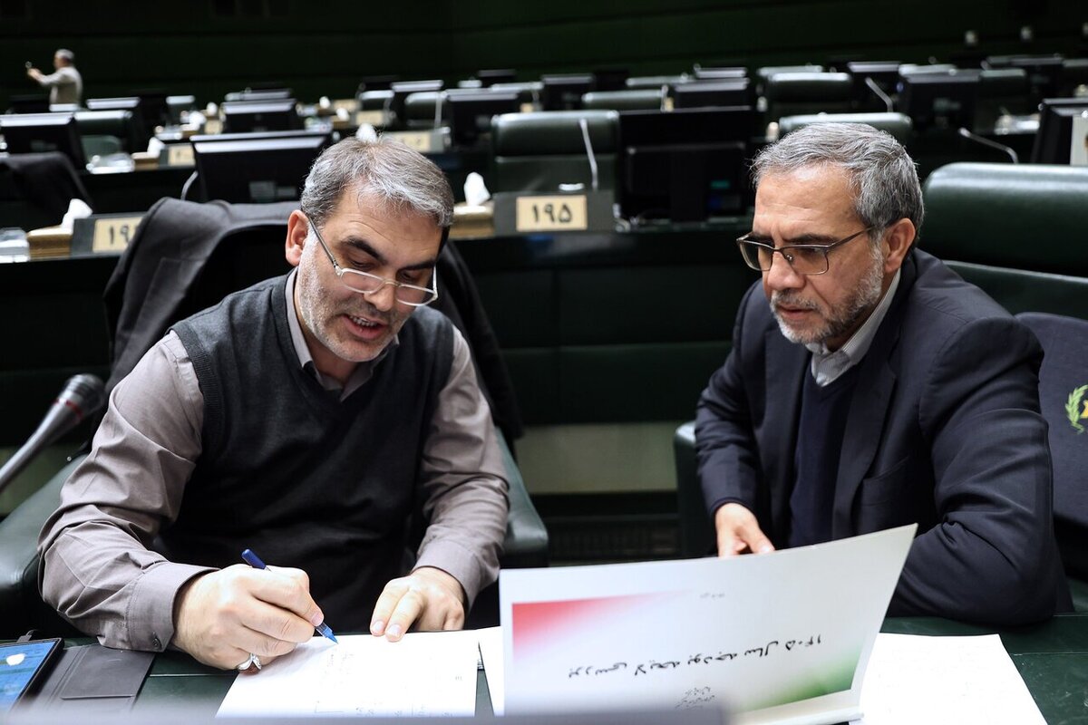 گزارش کمیسیون تلفیق درخصوص کلیات لایحه بودجه ۱۴۰۵ و سؤال از وزیر امور اقتصادی و دارایی در دستورکار هفته جاری مجلس قرار دارد.