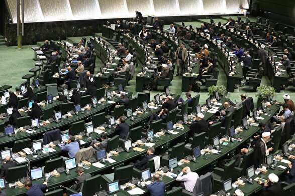 کلیات لایحه بودجه سال ۱۴۰۵ مورد موافقت مجلس قرار گرفت (۱۵ دی ۱۴۰۴)