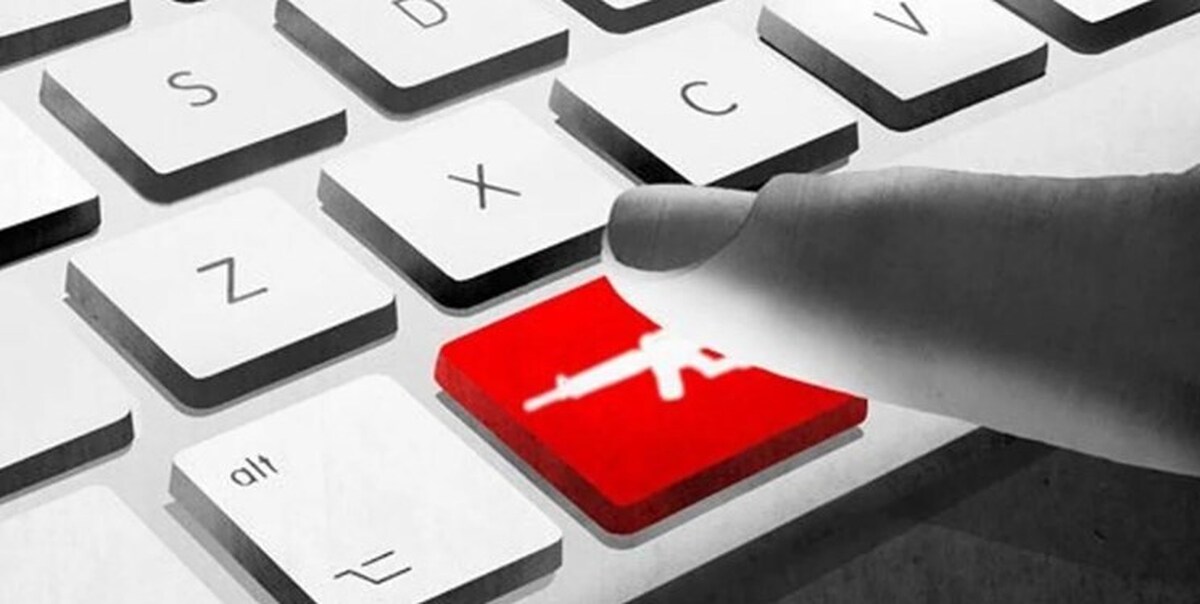 زنان در خط مقدم نبرد نرم| خانواده و فرهنگ، اهداف مهم دشمن هستند