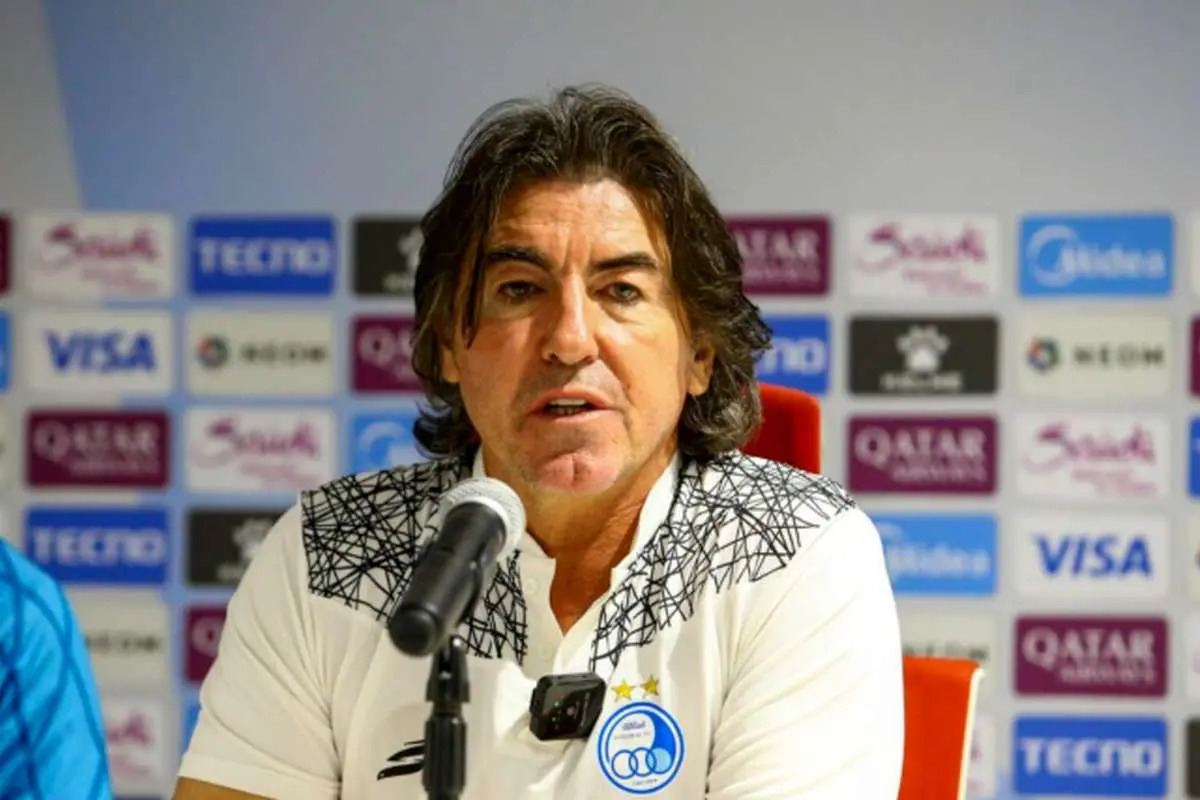 سرمربی استقلال با تصمیمی جنجالی، اعلام کرده رامین رضاییان و ابوالفضل جلالی را نمی‌خواهد.