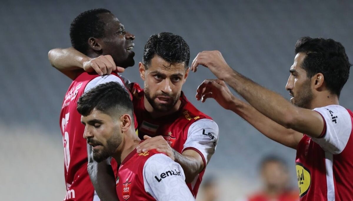 سه باشگاه لیگ‌برتری به دنبال این هستند تا دروازه‌بان جوان پرسپولیس را شکار کنند.