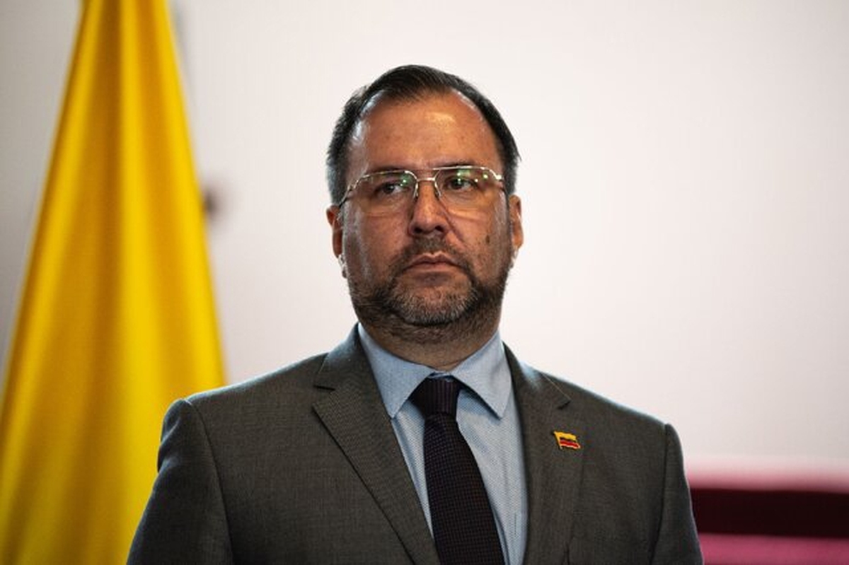 وزیر امور خارجه ونزوئلا از درخواست قاطعانه ایران از آمریکا برای آزادی رئیس جمهور قانونی ونزوئلا و همسر او تشکر و قدردانی کرد.