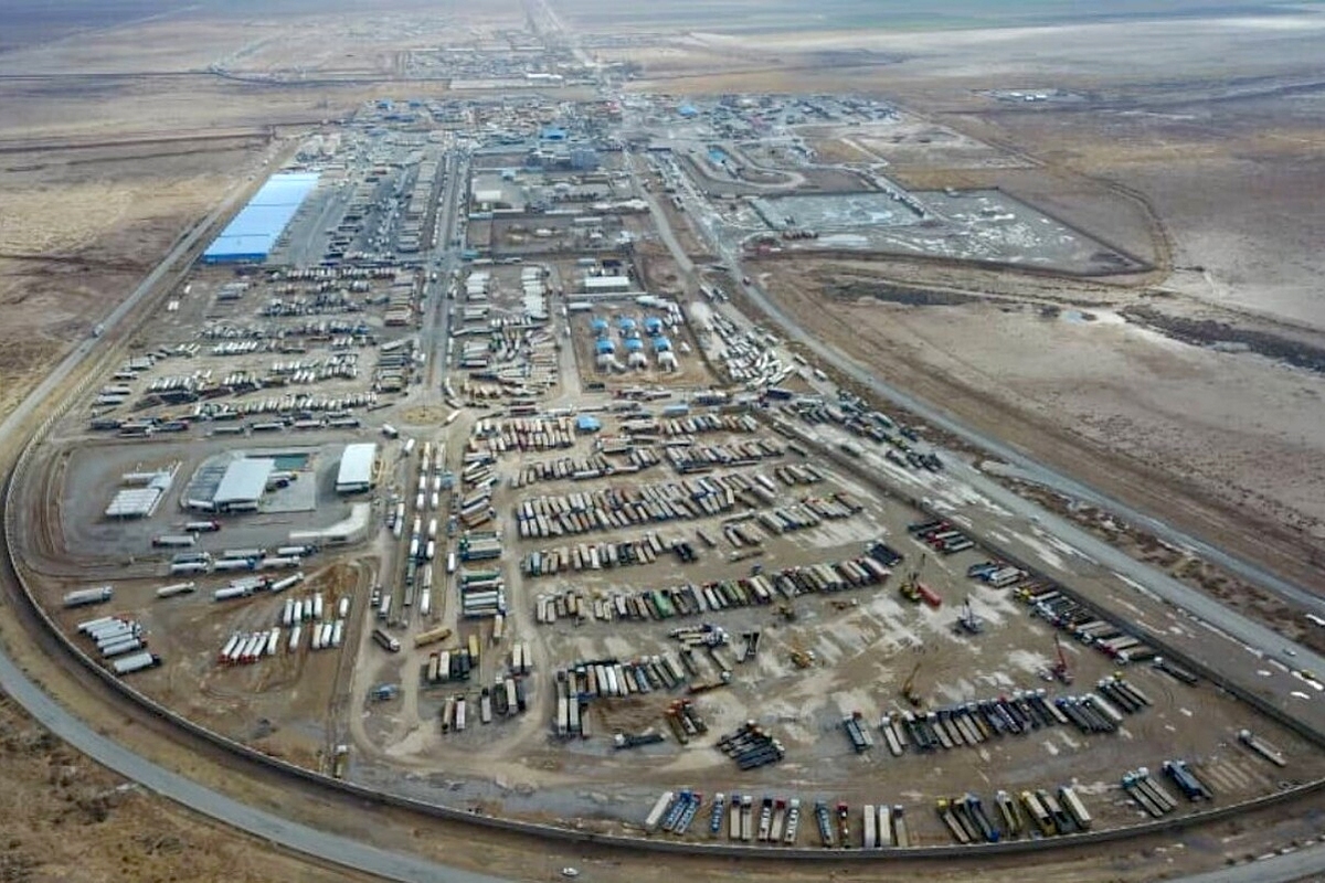 معاون توسعه اقتصادی سازمان منطقه آزاد تجاری - صنعتی دوغارون تایباد با بیان این‌که استانداردسازی در همه بخش‌های جامعه ضروری است، گفت: تامین زیرساخت‌های سازمان منطقه آزاد تجاری- صنعتی دوغارون نقش زیادی در توسعه این منطقه دارد، فراهم شدن حامل‌های انرژی این کانون اقتصادی در حوزه برق، گاز و آب نیاز به اعتبارات ملی دارد.