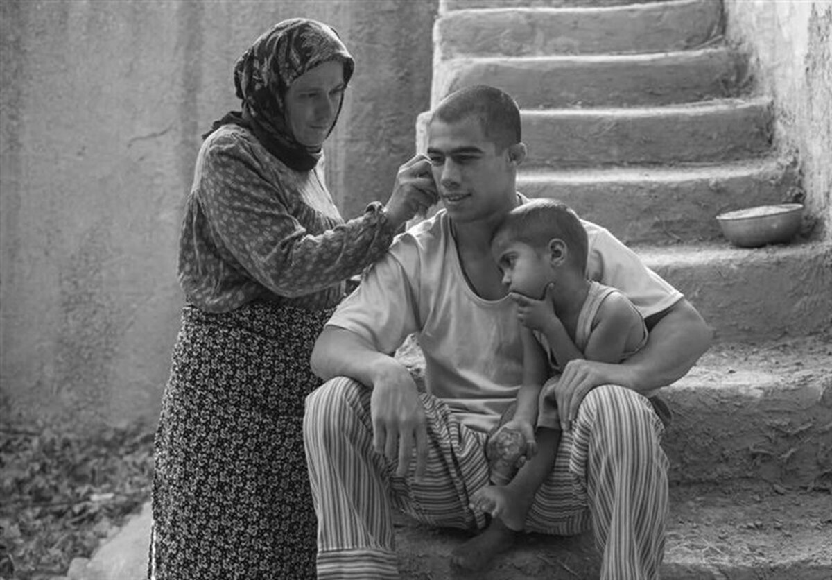 در روزهای پایانی سومین هفته از دی ماه با فیلم های سینمایی و تلویزیونی شبکه های سیما همراه باشید.