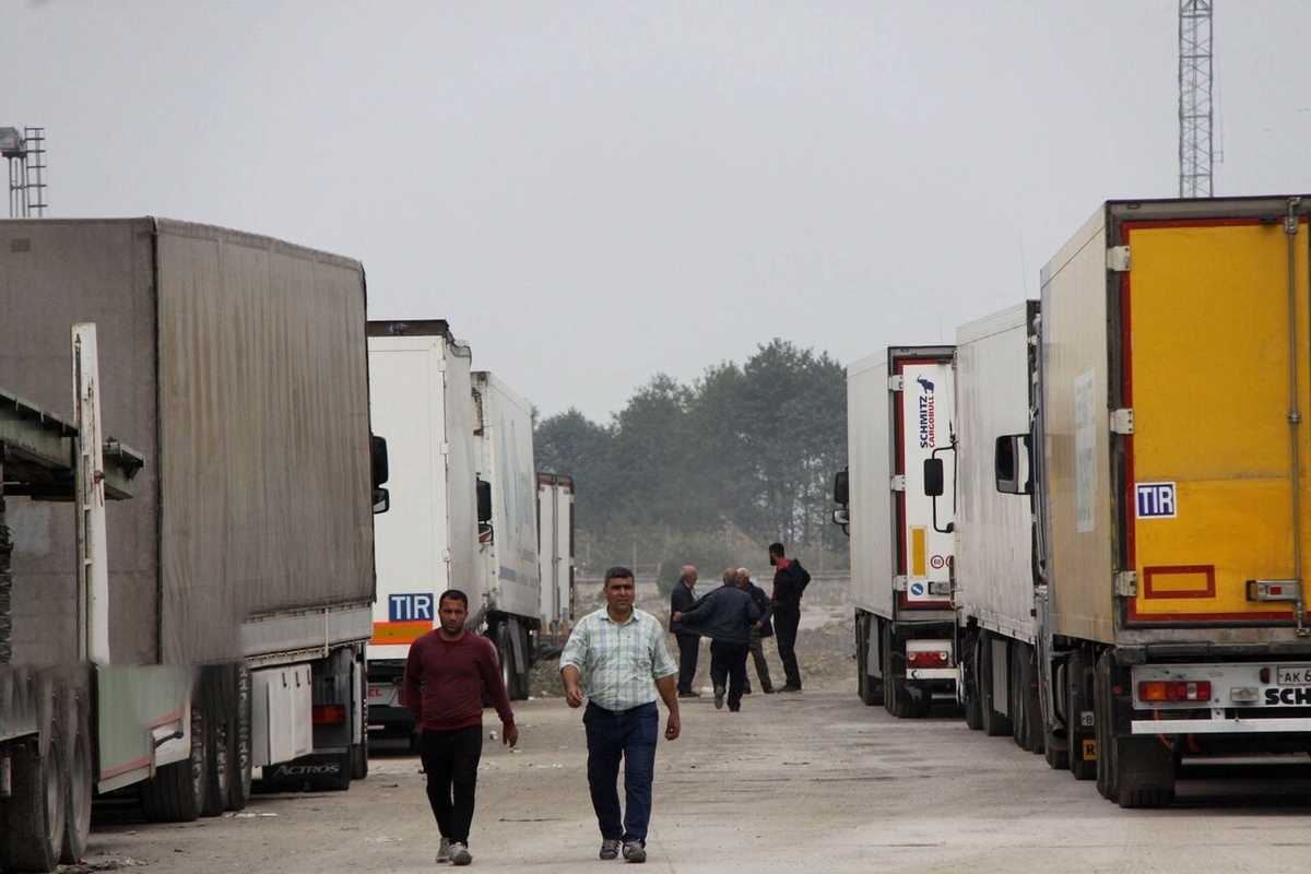 سازمان راهداری و حمل‌ونقل جاده‌ای در اطلاعیه‌ای از به‌روز‌رسانی نرخ حمل جاده‌ای کالا بر اساس شاخص تن ـ کیلومتر خبر داد.