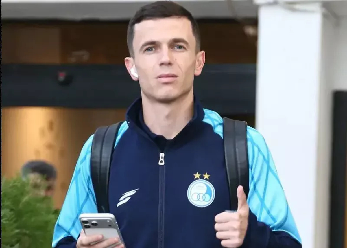 بازیکن آلبانی استقلال امشب شنبه ۲۰ دی ۱۴۰۴ جلسه شبانه‌ای با تاجرنیا برگزار کرد.