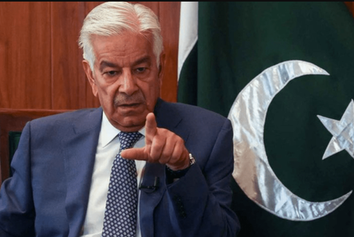 وزیر دفاع پاکستان از دولت آمریکا خواست تا نخست‌وزیر رژیم اسرائیل را همچون نیکلاس مادورو ربوده وتحویل دادگاه لاهه بدهد.