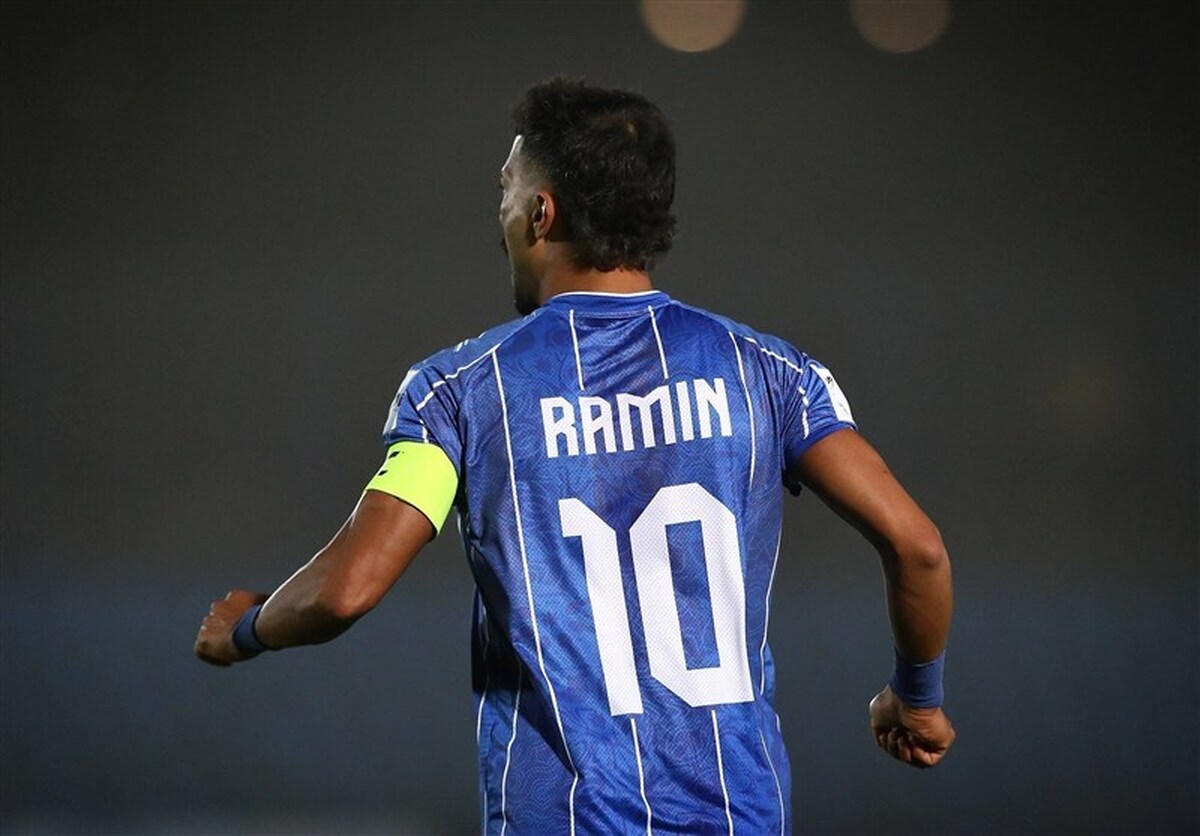 باشگاه استقلال برای پیوستن مدافع خود به فولاد، شرط گذاشته است.