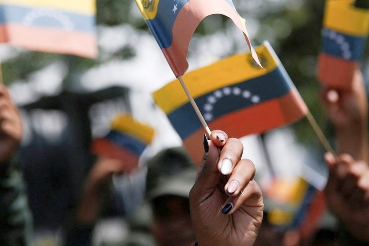 مردم در ونزوئلا و مکزیک در اعتراض سیاست‌های جنگ‌طلبانه آمریکا تظاهرات کردند