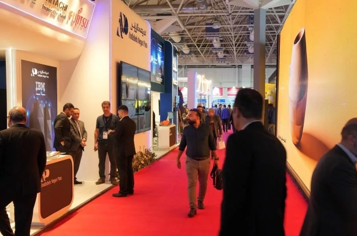 درخواست کانون هماهنگی فاوا از وزیر ارتباطات برای عقب‌انداختن نمایشگاه تلکام (۲۱ دی ۱۴۰۴)