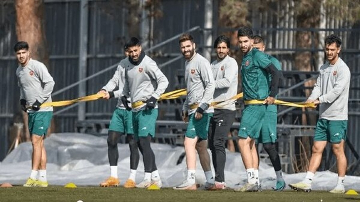 هافبک جوان پرسپولیس که در اردوی نیم فصل این تیم در قطر شرکت نکرد کار خود برای جدایی از این تیم را سخت کرده است.