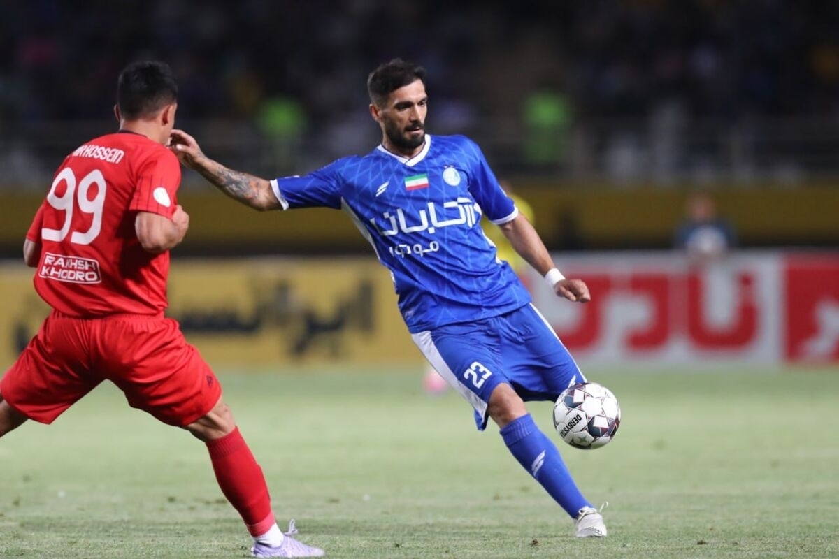 باشگاه فولاد خوزستان در صدد جذب عارف آقاسی قرار دارد.