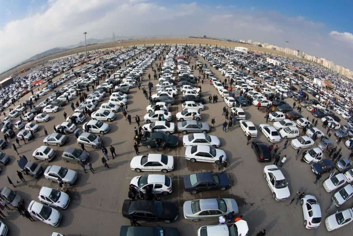شرایط فعلی، زمان مناسبی برای خریدوفروش خودرو نیست