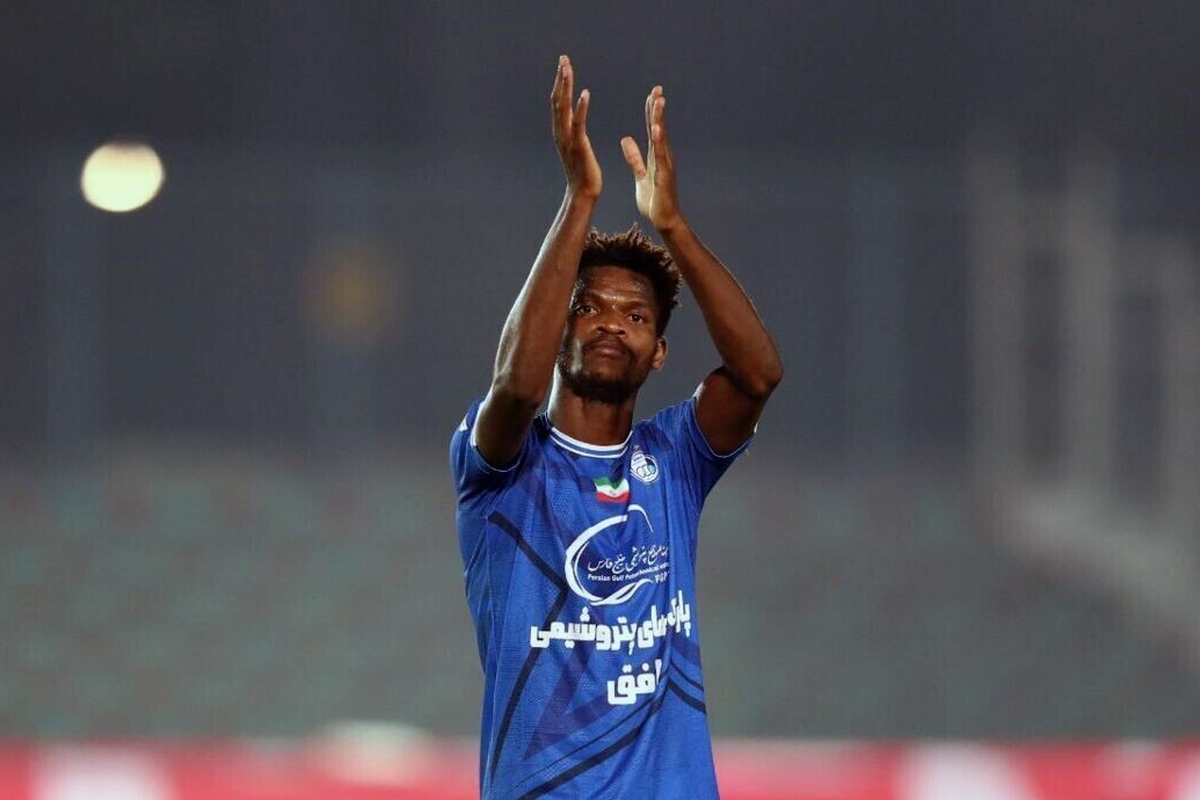 ساپینتو اندونگ را از تمرین استقلال بیرون کرد