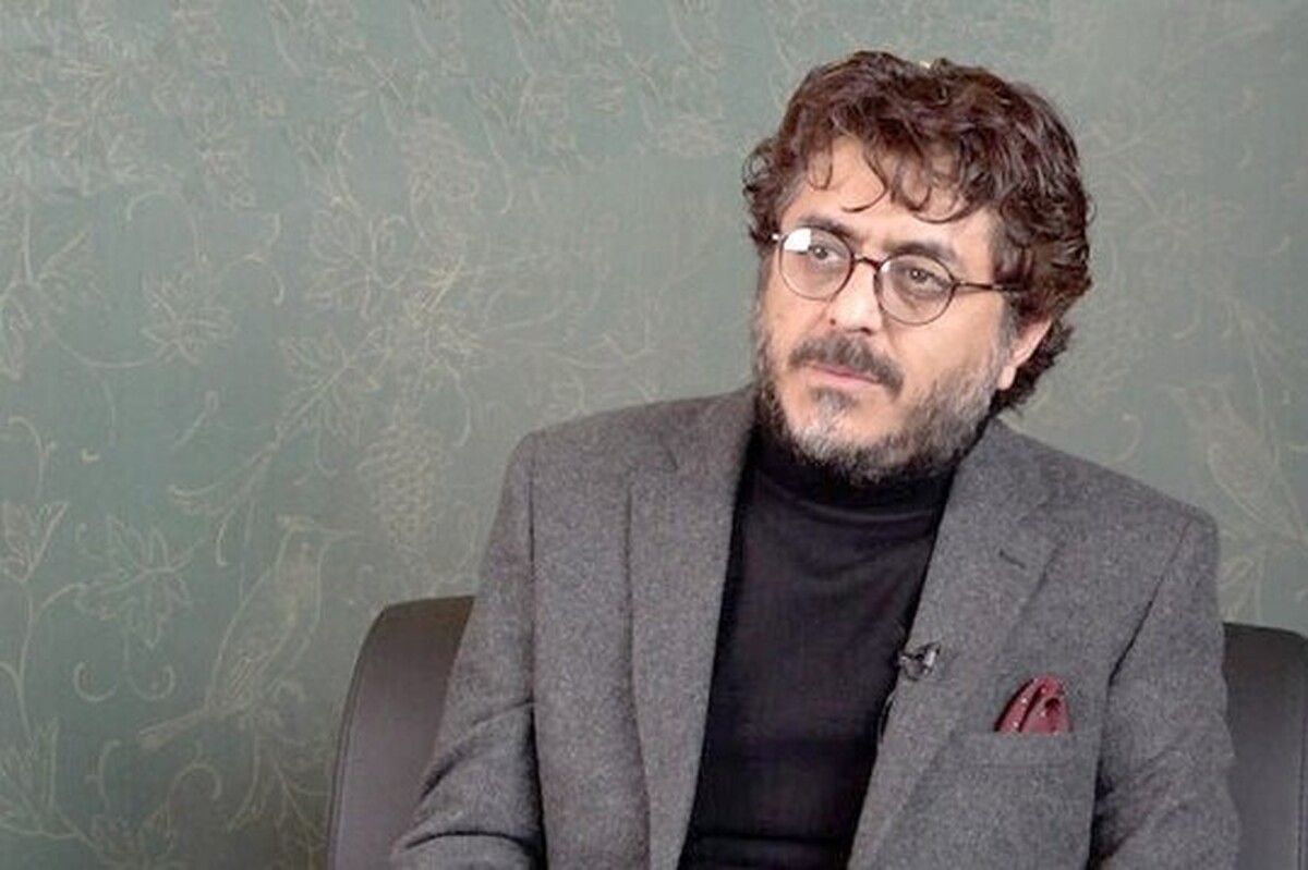 بازیگر سریال «شیش ماهه»: در کارهای مدیری دستمان جلوی دوربین باز است