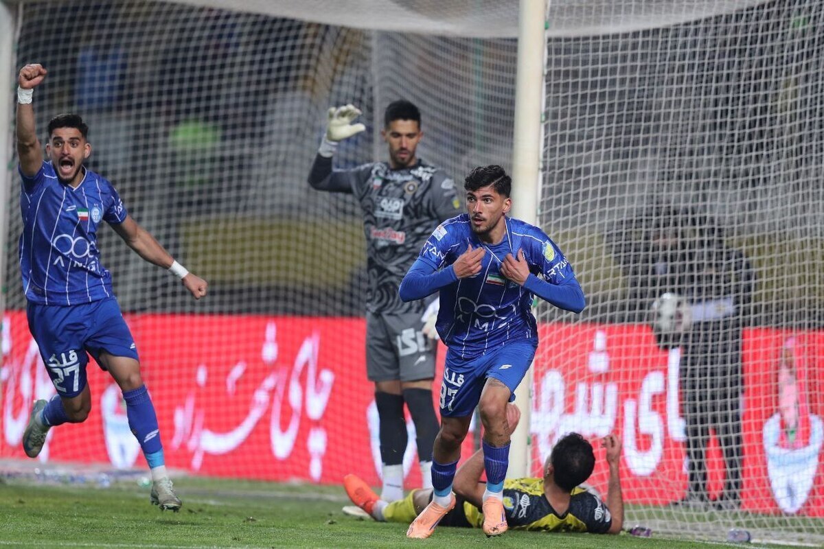 با اعلام رای کمیته انضباطی فدراسیون فوتبال به نفع دو باشگاه استقلال و تراکتور در پرونده شکایت از باشگاه ملوان، جدول لیگ برتر تغییر کرد.