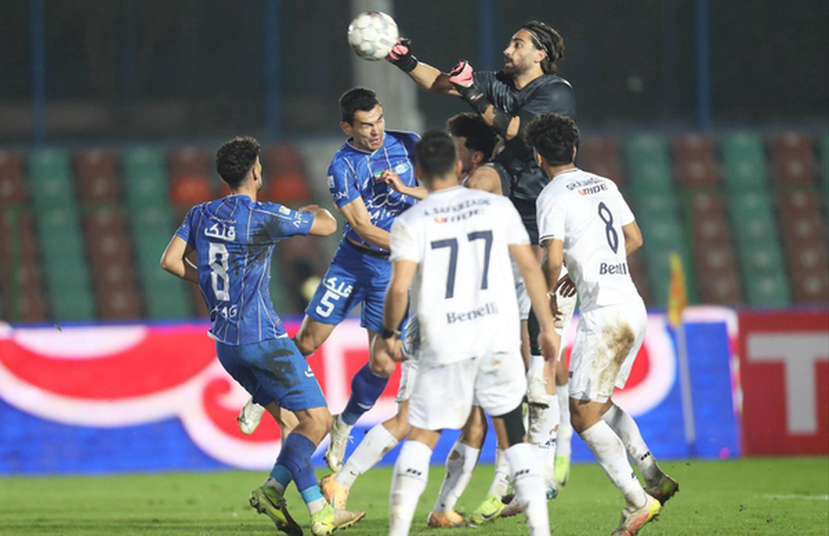 زمان مسابقه استقلال-تراکتور و شمس‌‌آذر-استقلال‌خوزستان از هفته شانزدهم لیگ برتر تغییر کرد.