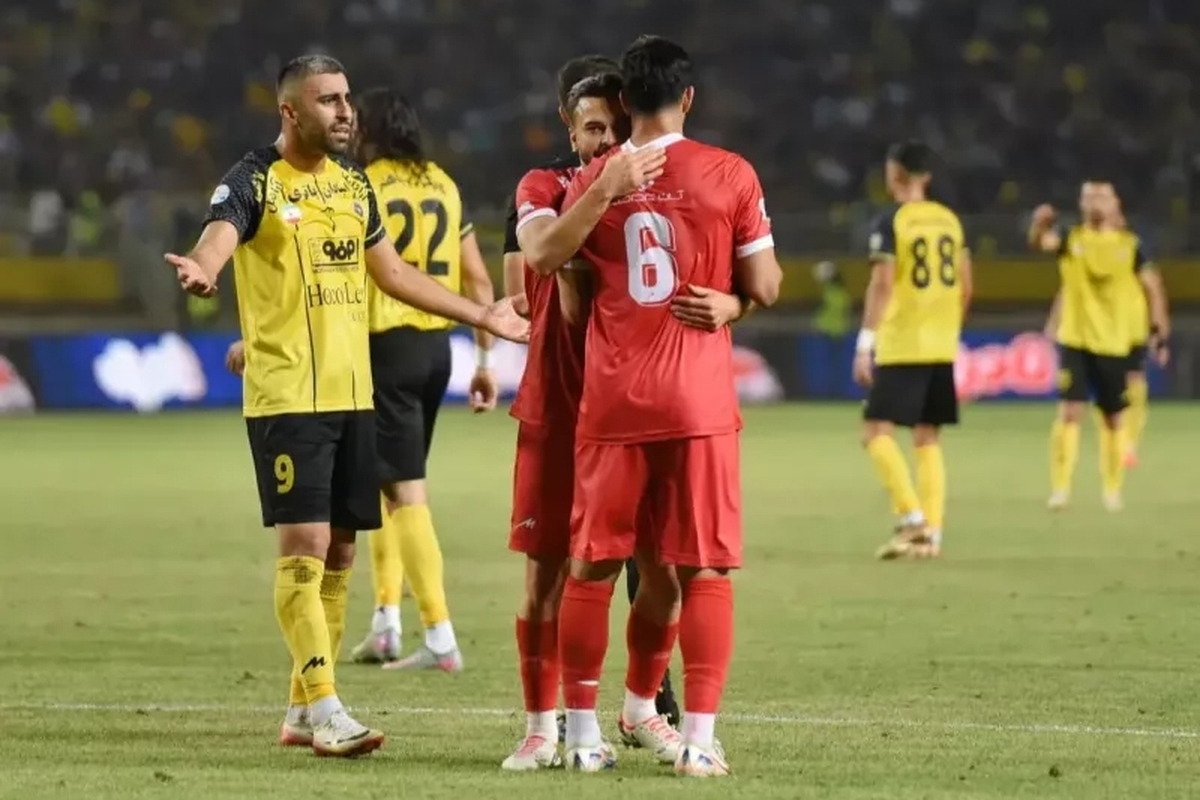 باشگاه پرسپولیس در تلاش است میزبانی خود از سپاهان را به ورزشگاه پاس (شهید دستگردی) تهران منتقل کند.