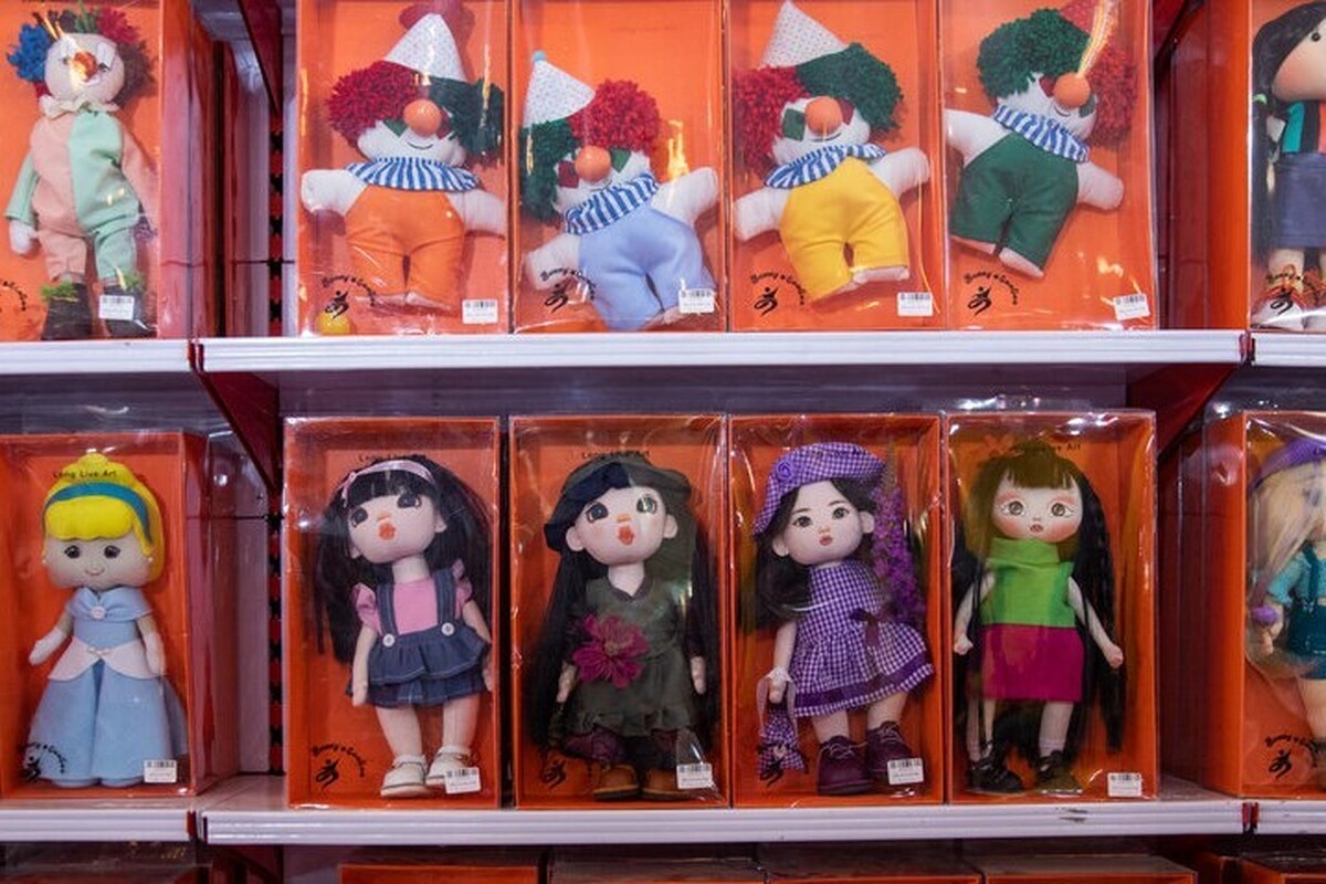 تأکید رئیس فرهنگستان زبان فارسی بر معرفی اسباب بازی‌های ایرانی در تلویزیون