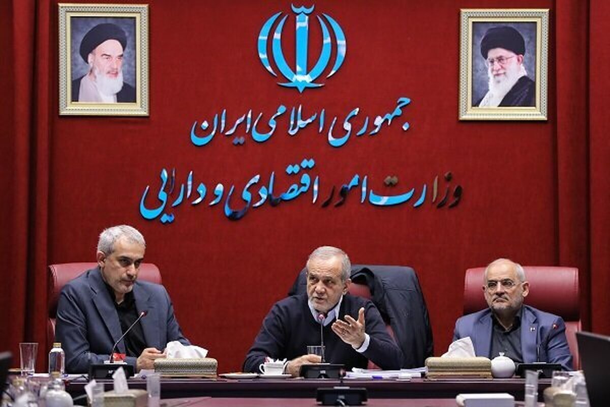 رئیس‌جمهور گفت: یکی از زمینه‌های بروز اعتراض در اصناف و بازاریان تعلل در پایش، رصد و شنیدن مطالبات این قشر بود.