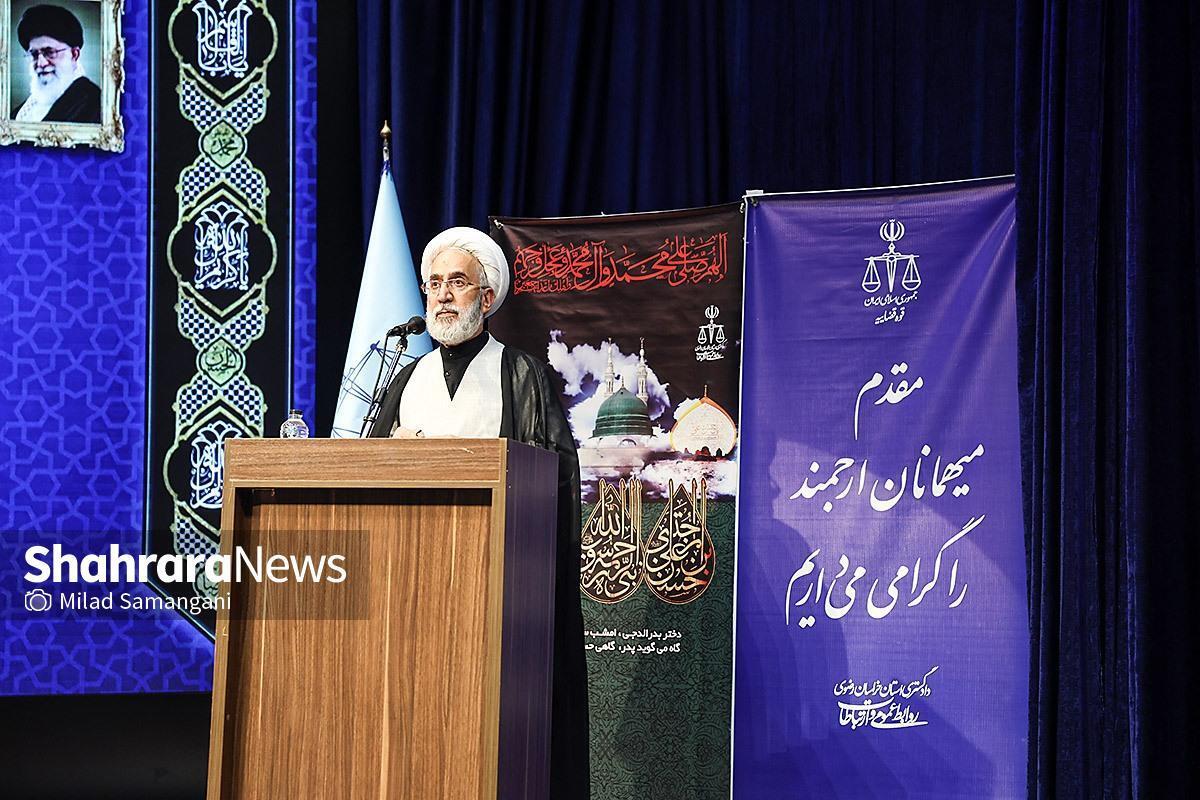 دادستان کل کشور گفت: ضابطین موظف هستند نسبت به شناسایی اموال تروریست‌ها اقدام و آن را به دادسرا‌ها اعلام کنند، عده‌ای از چهره‌ها که افراد را تحریک کردند و موجب خسارت به مردم شدند، دادستان‌ها قاطعانه سراغ این افراد بروند.