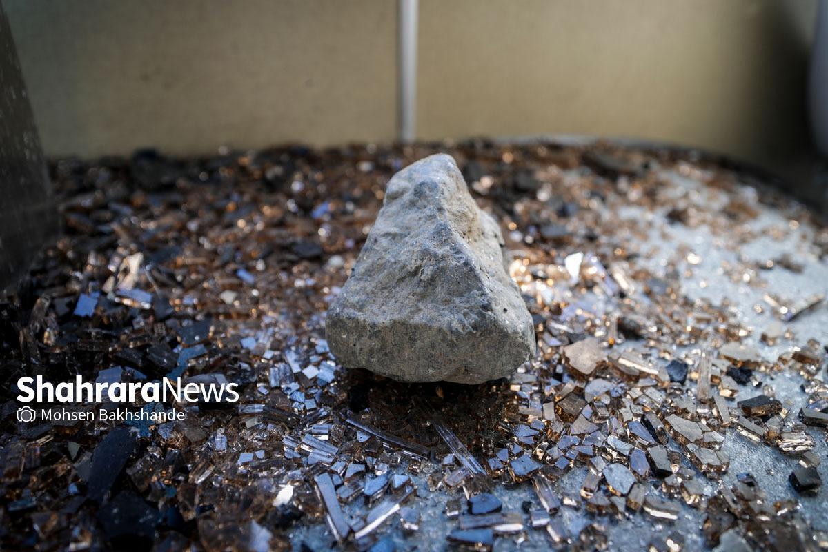 با توجه به نرخ ارز، برای خرید هر دستگاه اتوبوس معمولی بین ۲۰  تا ۲۵ میلیارد تومان هزینه نیاز است. هزینه‌ای که باید از محل عوارض و مالیات حوزه شهری تأمین شود؛ بنابراین بار اصلی تأمین خسارت‌های ایجاد شده روی دوش مردم است. 