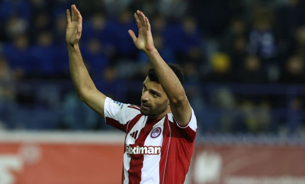 طارمی گزینه اول فارست شد | انتقال مهدی به انگلیس نزدیک‌تر از همیشه