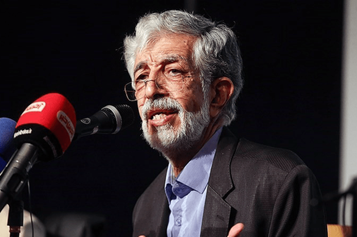 عضو مجمع تشخیص مصلحت نظام گفت: بازگشت پهلوی خیال باطل دشمن و برای مردم ایران خنده‌دار است.