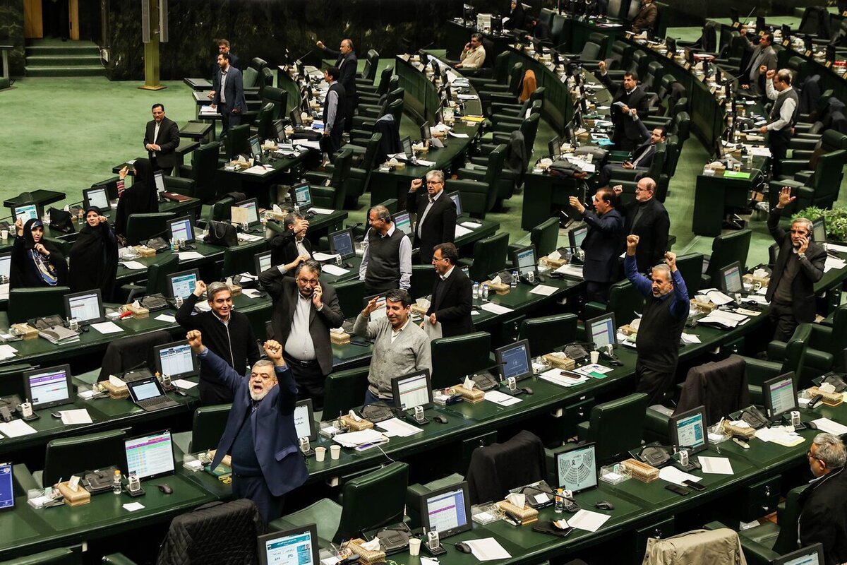 اعضای فراکسیون حقوق‌دانان و نظارت بر تنقیح قوانین و مقررات مشخص شدند.