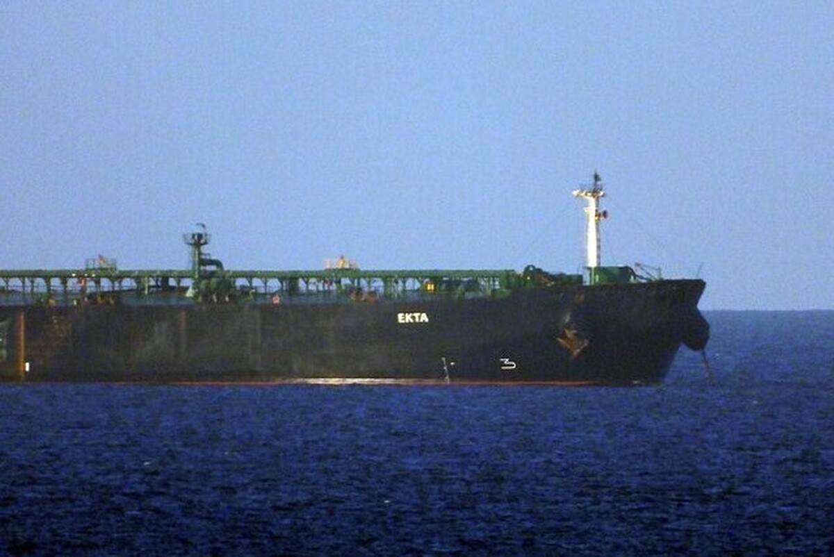 رسانه آمریکایی گزارش داد، از آنجایی که آمریکا در حال حاضر هیچ ناو هواپیمابری در خاورمیانه یا اروپا ندارد، این امر، ریسک اقدام نظامی احتمالی علیه ایران را بالا می‌برد.