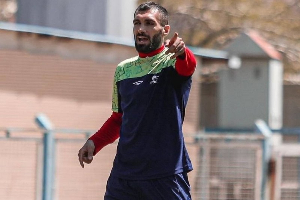 فولاد آقاسی را نمی‌خواهد