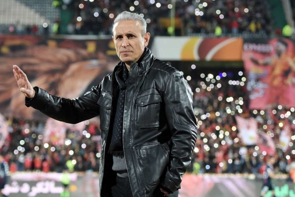 گفته می‌شود فسخ قرارداد گل‌محمدی با فولاد به دلیل پیشنهادی از سوی تراکتور بوده است.