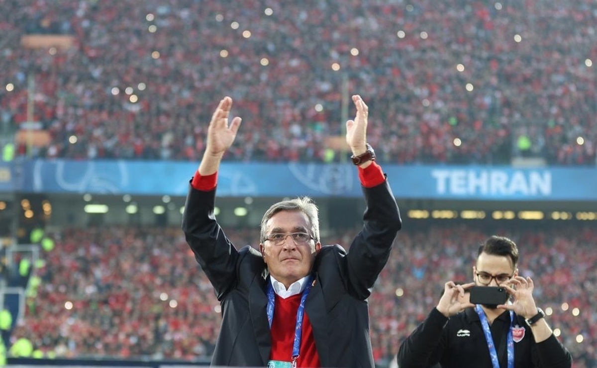 از باشگاه فولاد خوزستان خبر می‌رسد که این باشگاه برای جانشینی یحیی گل محمدی به برانکو پیشنهاد داده است.