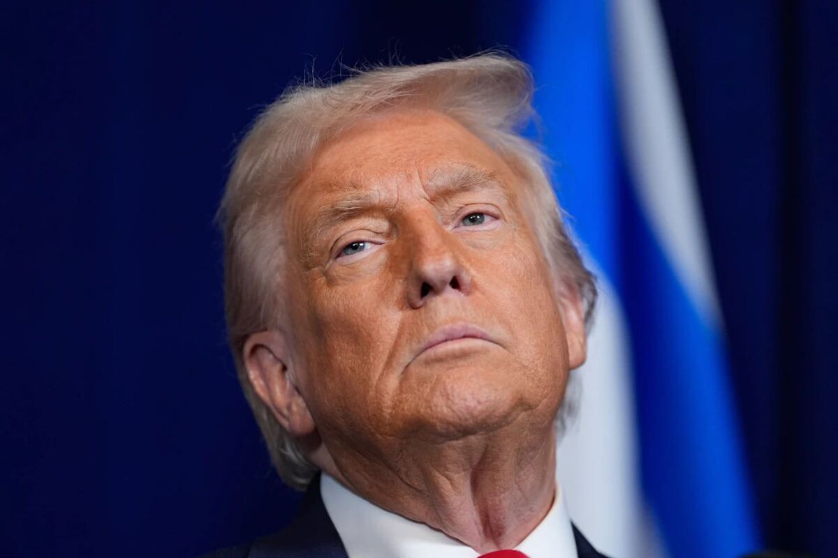 رئیس‌جمهوری آمریکا در واکنش به بیانات رهبر معظم انقلاب، بار دیگر با دخالت در امور داخلی تهران، از توطئه خصمانه جدید  واشنگتن علیه جمهوری اسلامی ایران پرده برداشت.