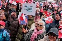 هزاران نفر در گرینلند و دانمارک در اعتراض به تهدید‌های آمریکا راهپیمایی کردند