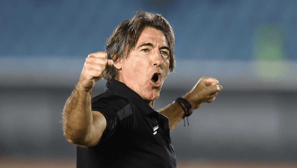 سرمربی استقلال با وجود انتقاد از شرایط موجود، نتیجه بازی را عادلانه دانست و خواستار فراهم شدن مقدمات بازگشت بازیکنان خارجی شد.